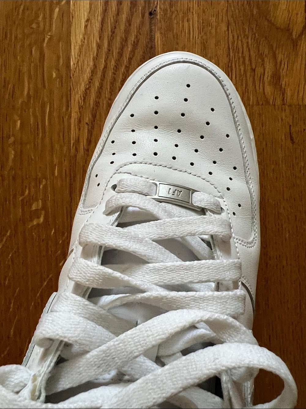 AF1 White - Picture 3 of 9
